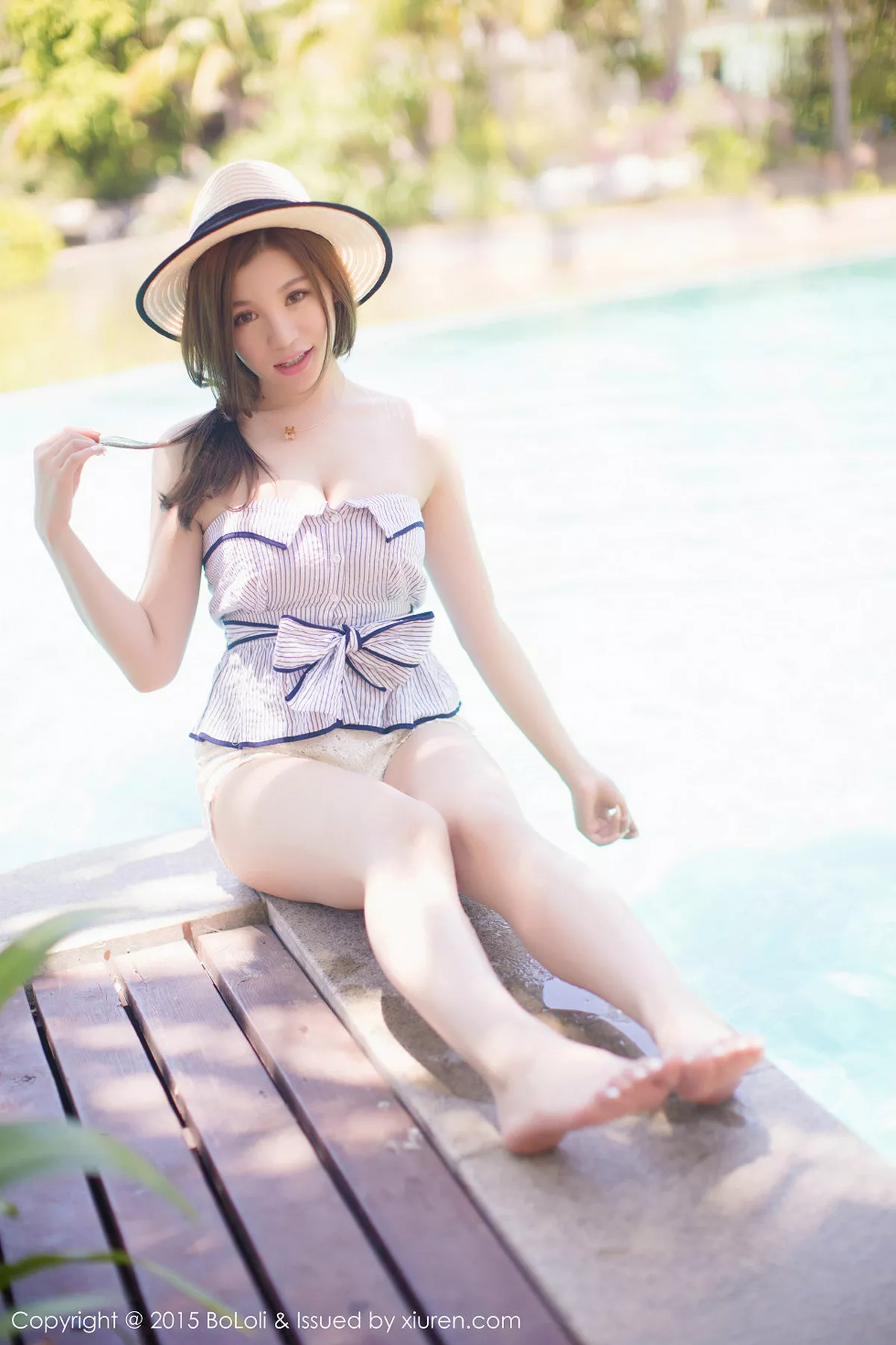 秀人集.com_[BoLoli波萝社]Vol.014_嫩模刘娅希三亚旅拍性感内衣傲人美胸清新迷人写真80P