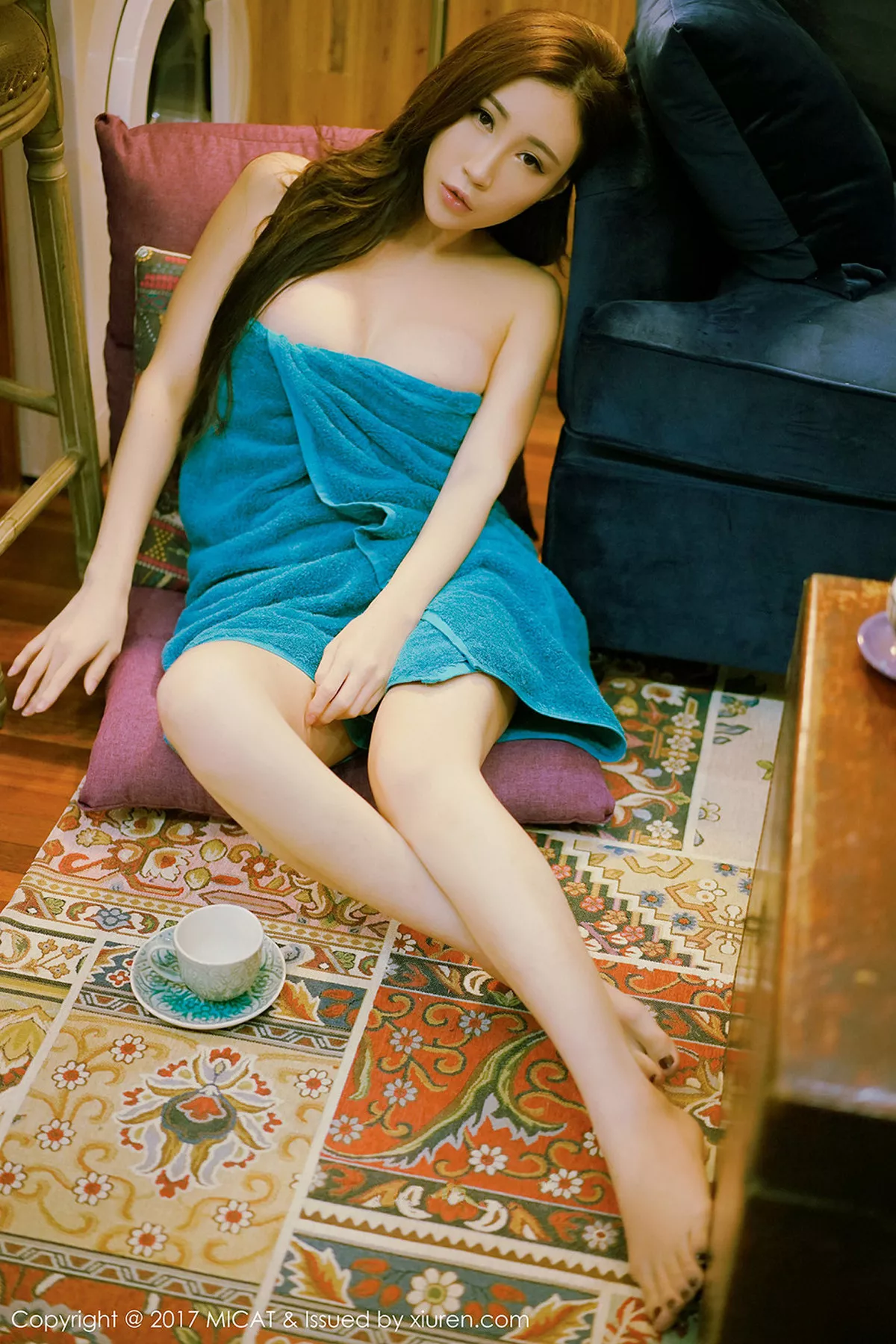 秀人集.com_[MICAT猫萌榜]Vol.018_美女主播孙梦瑶V黑丝美腿+浴袍裹身秀完美曲线诱惑写真45P