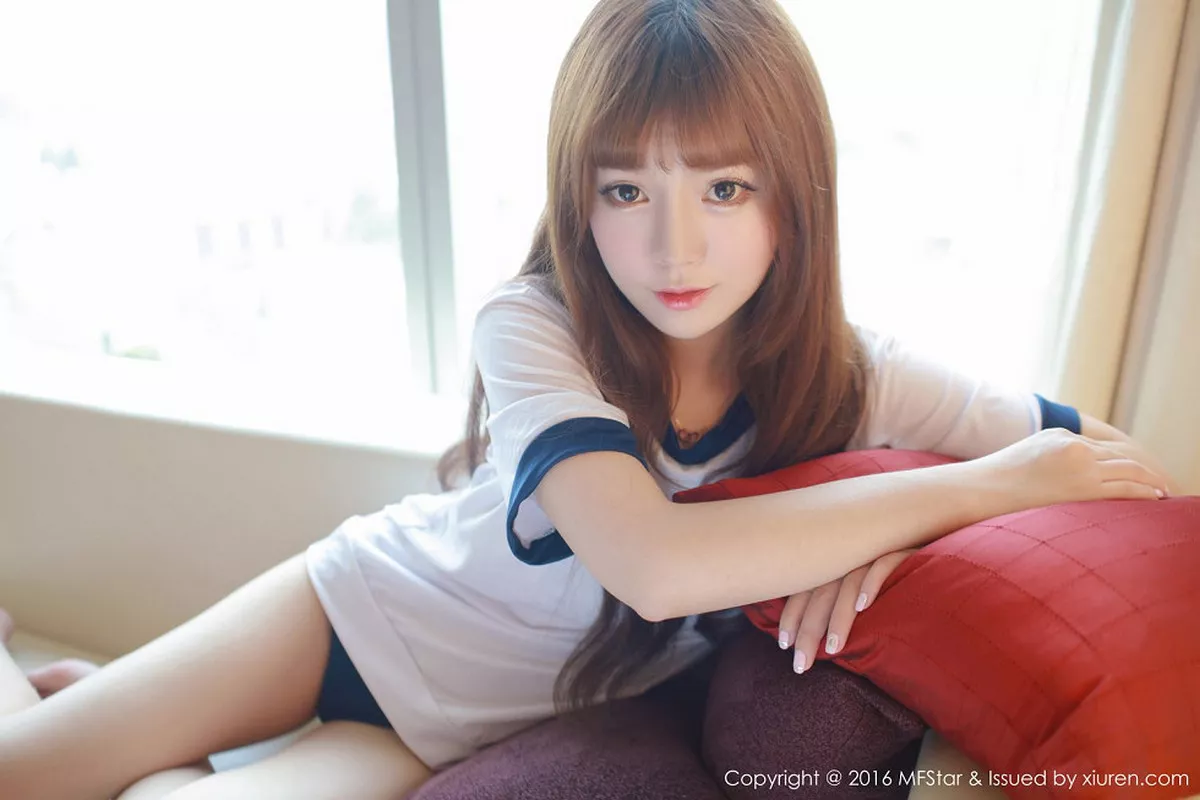 秀人集.com_[MFStar模范学院]Vol.079_嫩模粉芭比VV居家私房内衣系列蕾丝内裤秀美臀诱惑写真50P