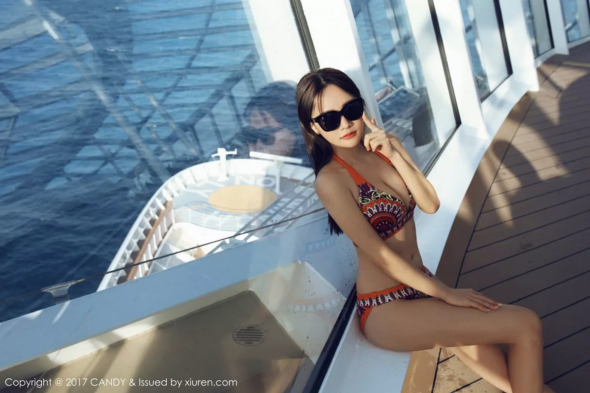 秀人集.com_[Candy糖果画报]Vol.008_嫩模琳琳ailin泳池边花色比基尼秀傲人美胸性感写真65P