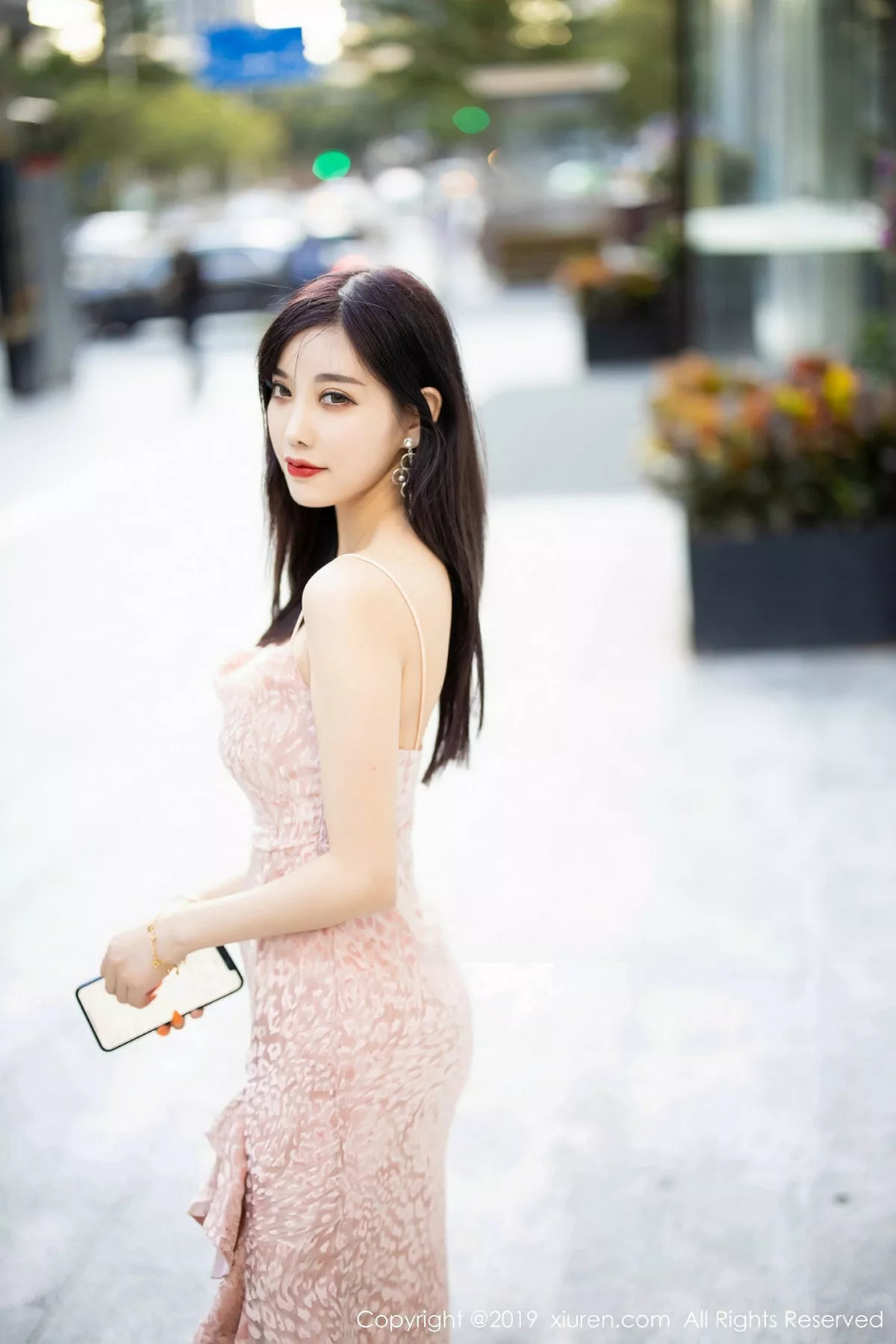 秀人集.com_[XiuRen秀人网]No.1857_女神杨晨晨sugar私房粉色吊裙半脱露性感白色内衣完美诱惑写真83P