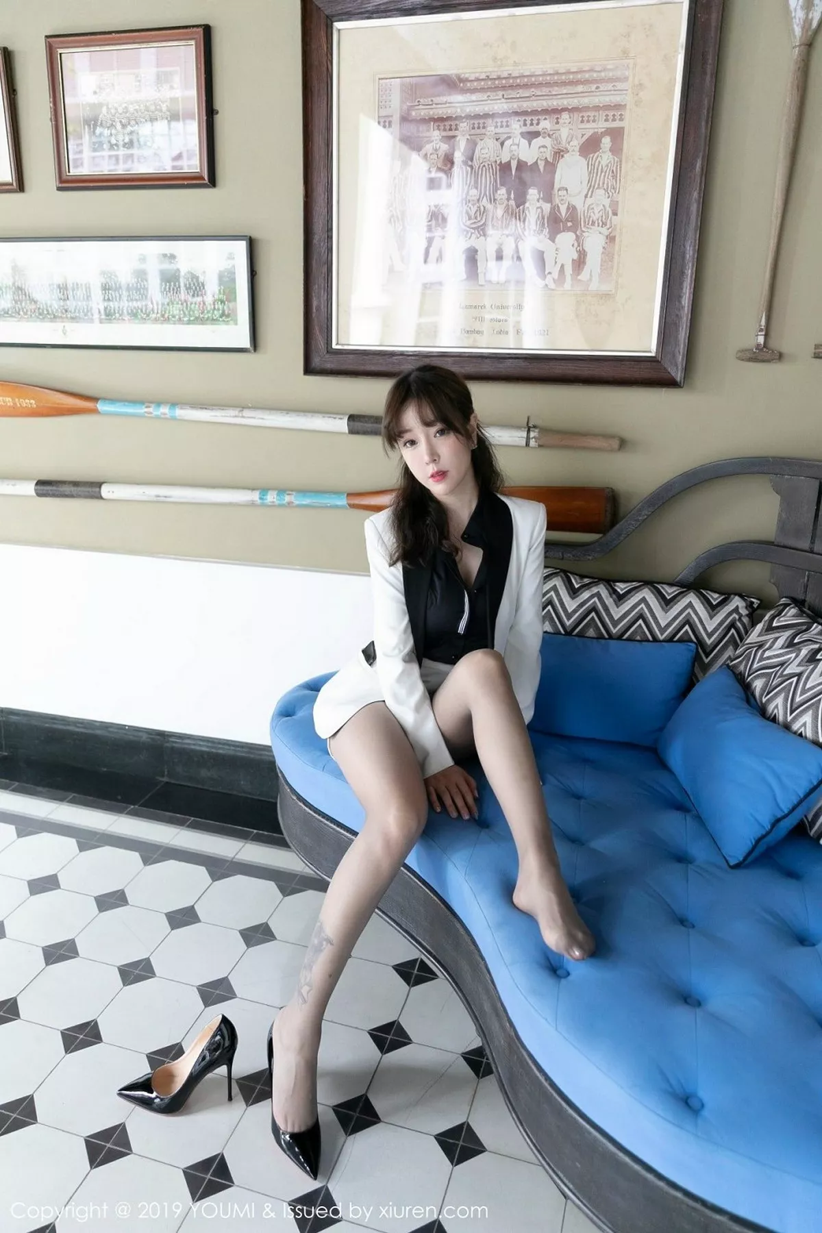 秀人集.com_[YouMi尤蜜荟]Vol.301_女神王雨纯富国岛旅拍私房超薄无内黑丝裤袜惹火诱惑写真68P