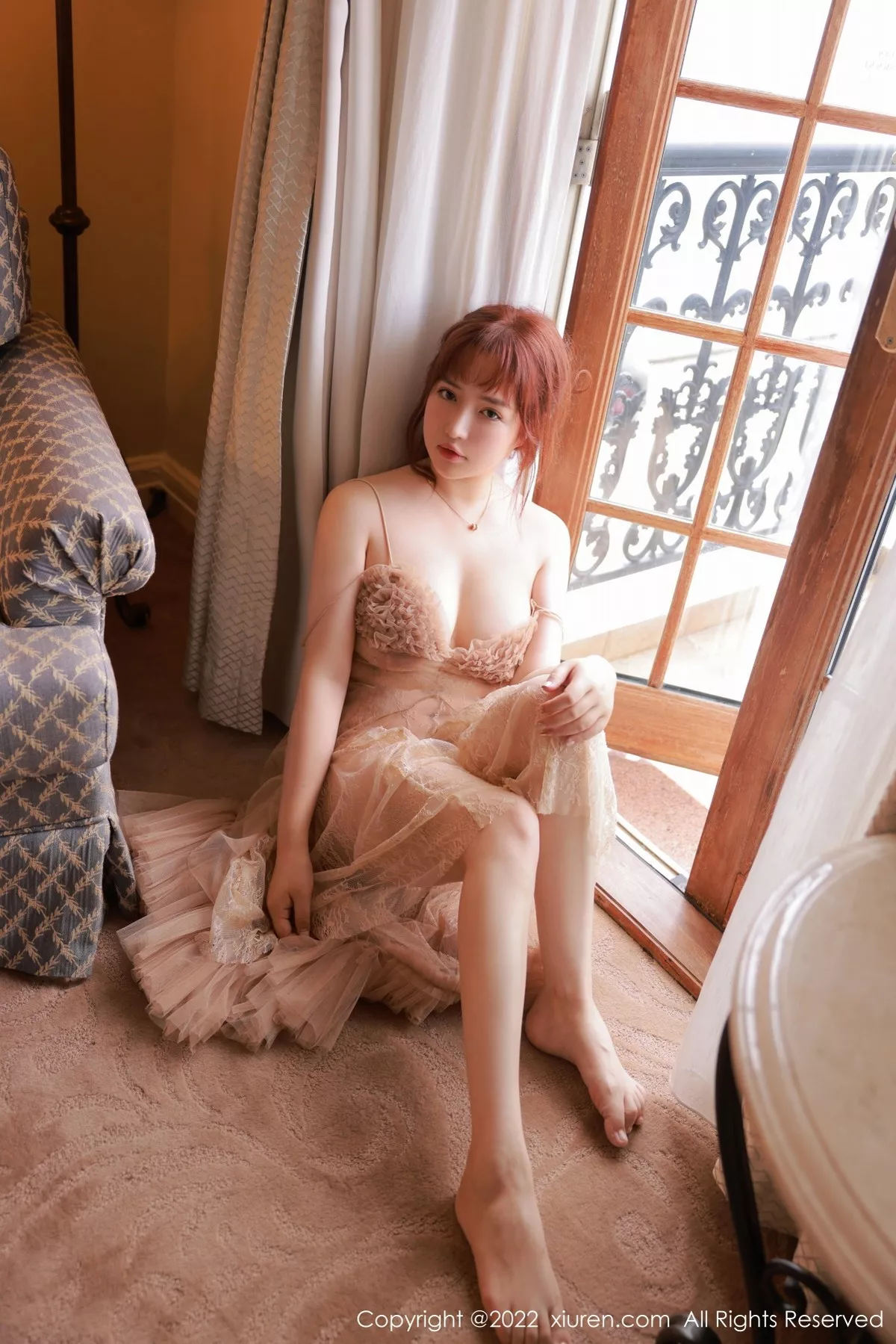 秀人集.com_[XiuRen秀人网]No.5421_模特养乐多DoDo私房性感浅色睡裙透视秀火辣身材极致诱惑写真52P