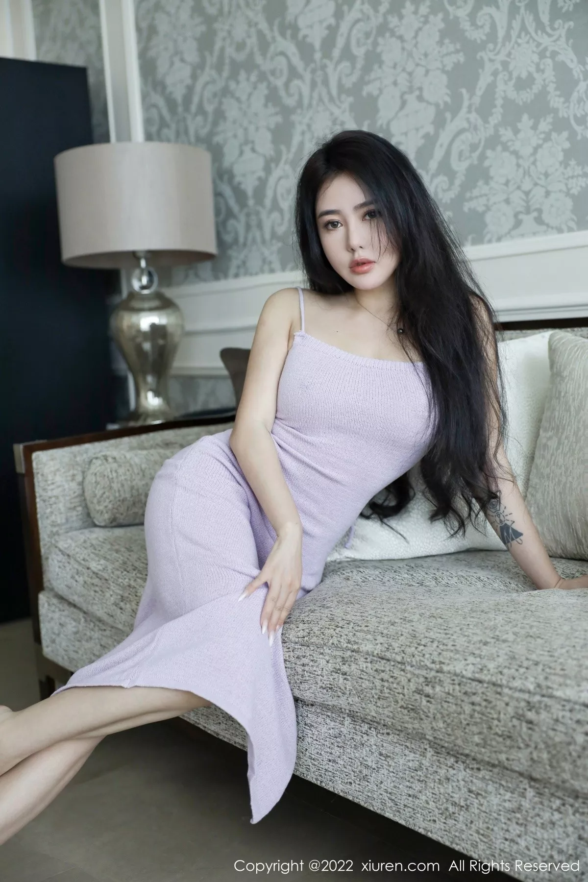 秀人集.com_[XiuRen秀人网]No.5336_女神Manuela玛鲁娜三亚旅拍淡紫色吊带裙秀浑圆翘臀诱惑写真77P