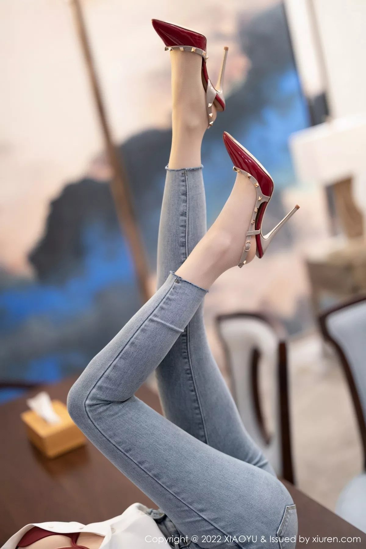 秀人集.com_[XiaoYu画语界]Vol.846_女神杨晨晨Yome性感白T配牛仔裤露红色内衣超薄肉丝诱惑写真85P