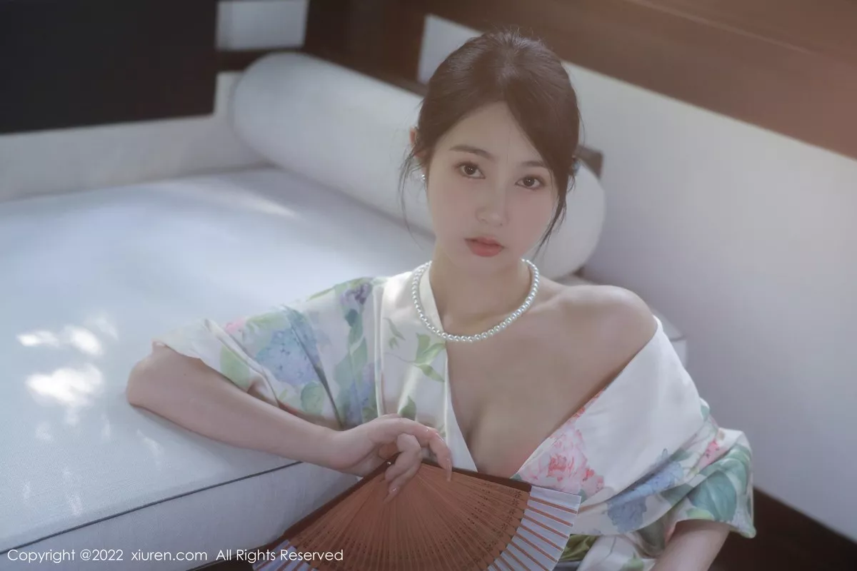 秀人集.com_[XiuRen秀人网]No.5514_模特谢晚晚性感白色带花纹长裙配原色丝袜秀完美身材诱惑写真111P