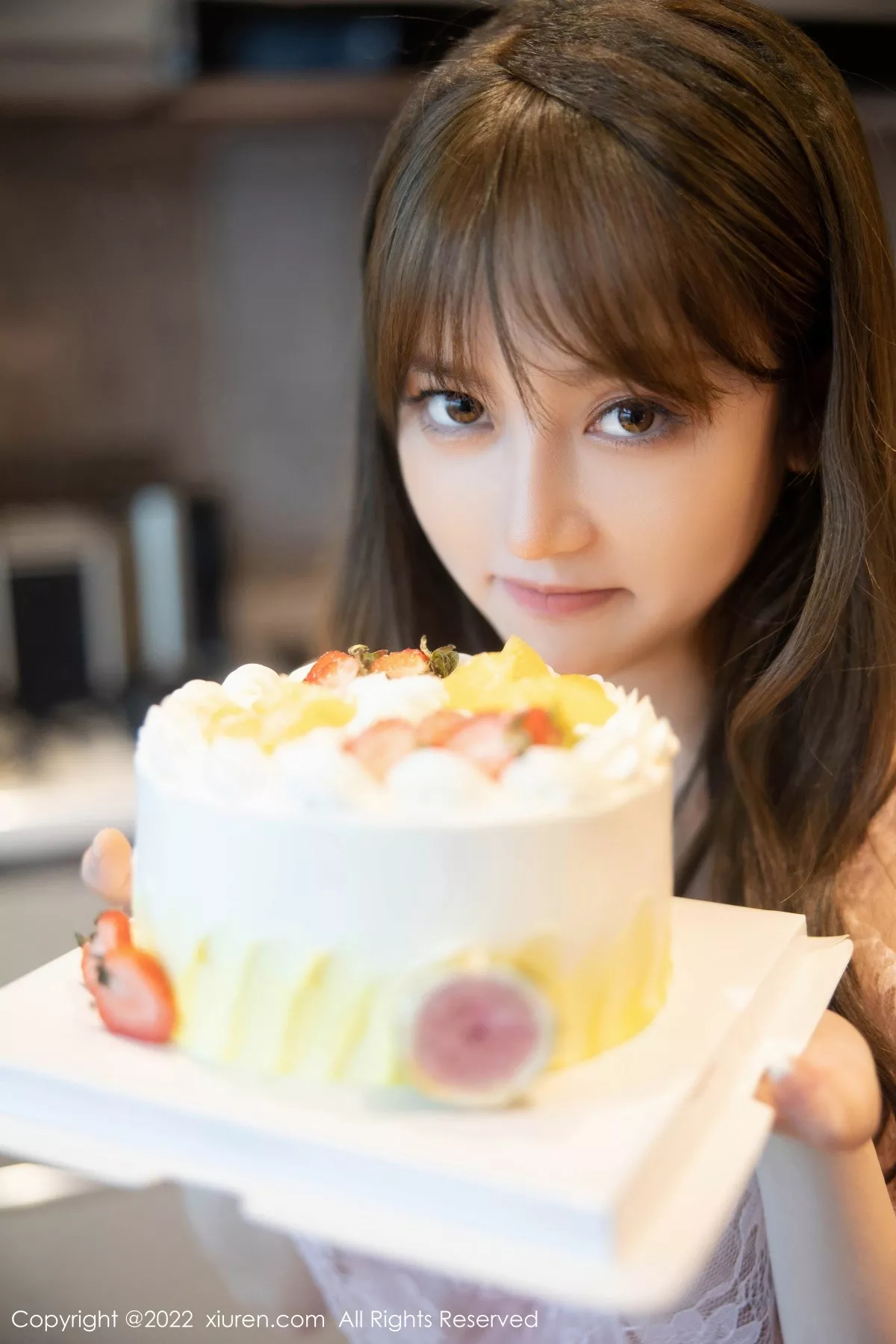 秀人集.com_[XiuRen秀人网]No.5497_模特豆瓣酱私房性感粉色轻透睡裙真空秀豪乳翘臀惹火诱惑写真90P