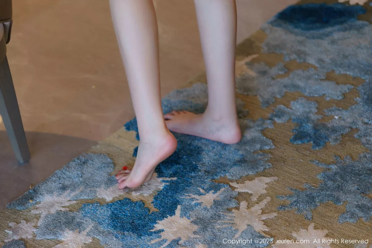 秀人集.com_[XiuRen秀人网]No.6534_女神Carol周妍希白色超短衣配牛仔裤露傲人豪乳极致诱惑写真71P