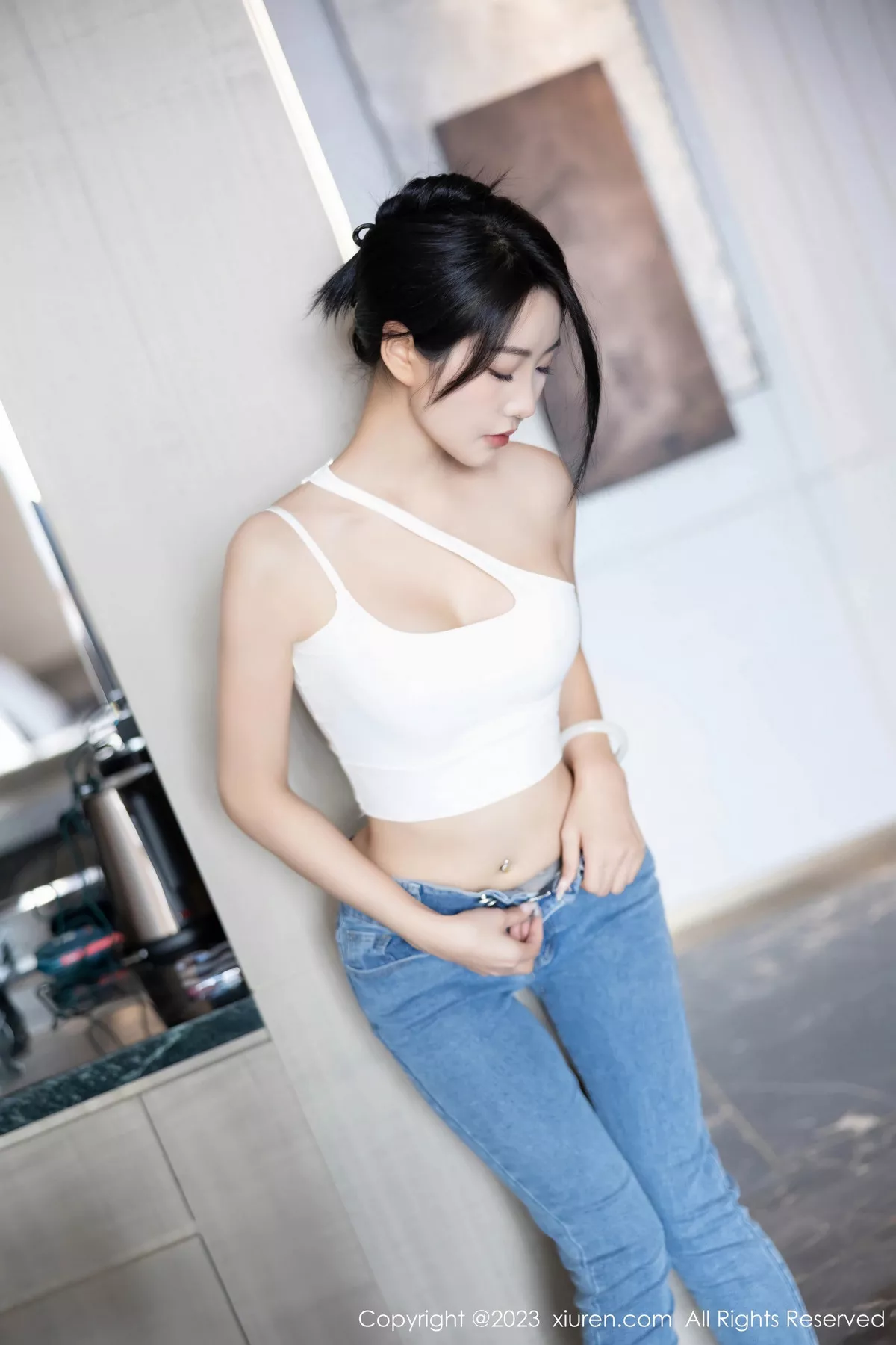 秀人集.com_[XiuRen秀人网]No.7781_女神苏苏阿性感白色上衣配简约牛仔裤秀曼妙绝美身姿诱惑写真95P