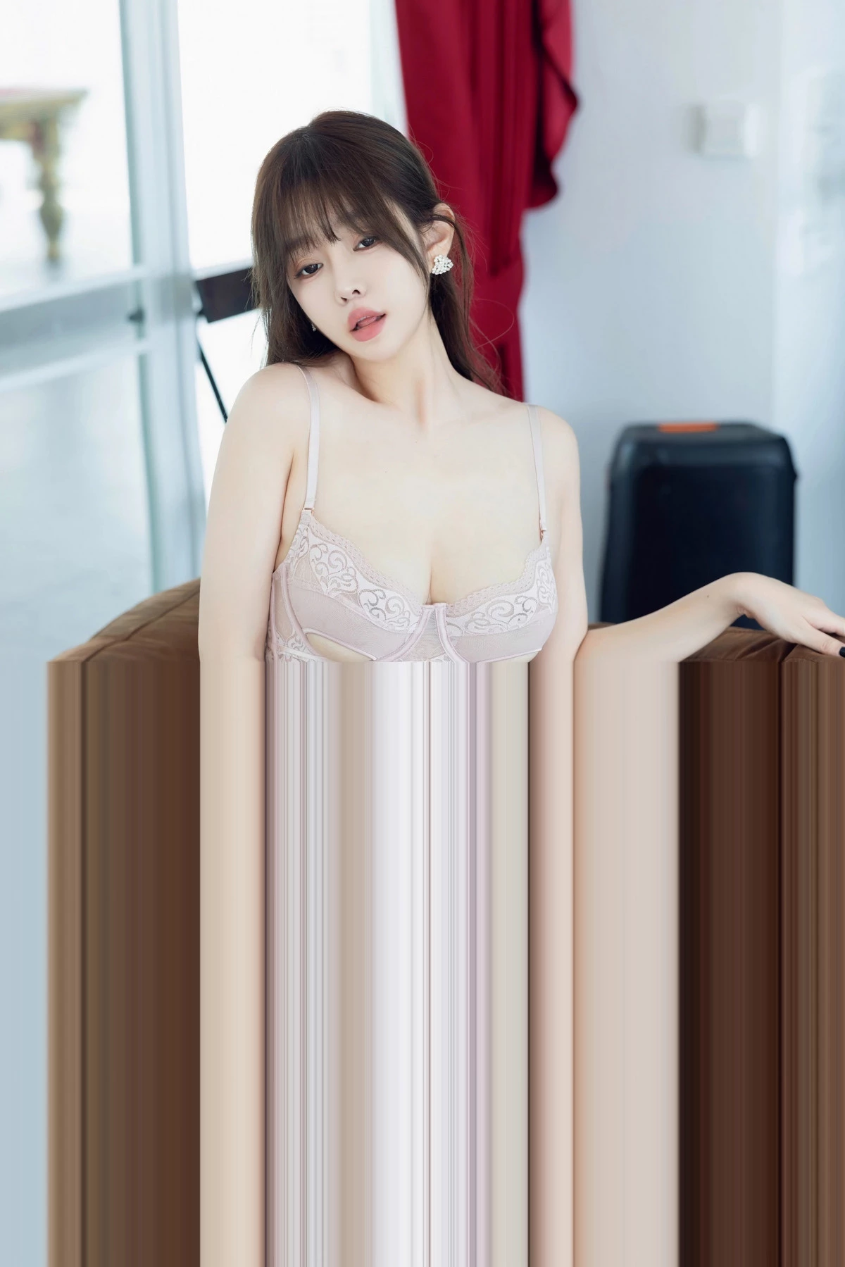 秀人集.com_[HuaYang花漾]Vol.565_女神王雨纯性感粉色蕾丝内衣配开档肉丝秀曼妙身材迷人诱惑写真76P