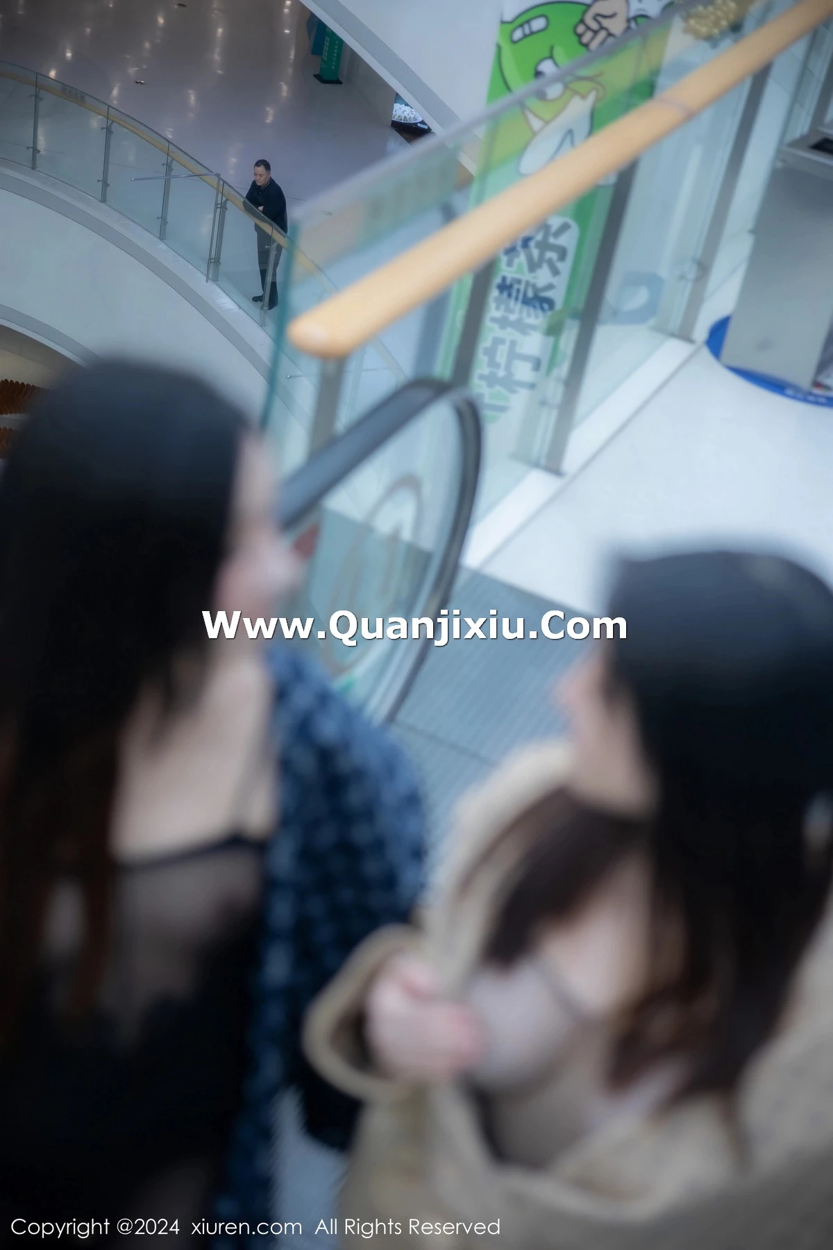 秀人集.com_[XiuRen秀人网]No.8099_模特合集豆瓣酱商场场景性感黑色情趣服饰秀惹火身材诱惑写真84P