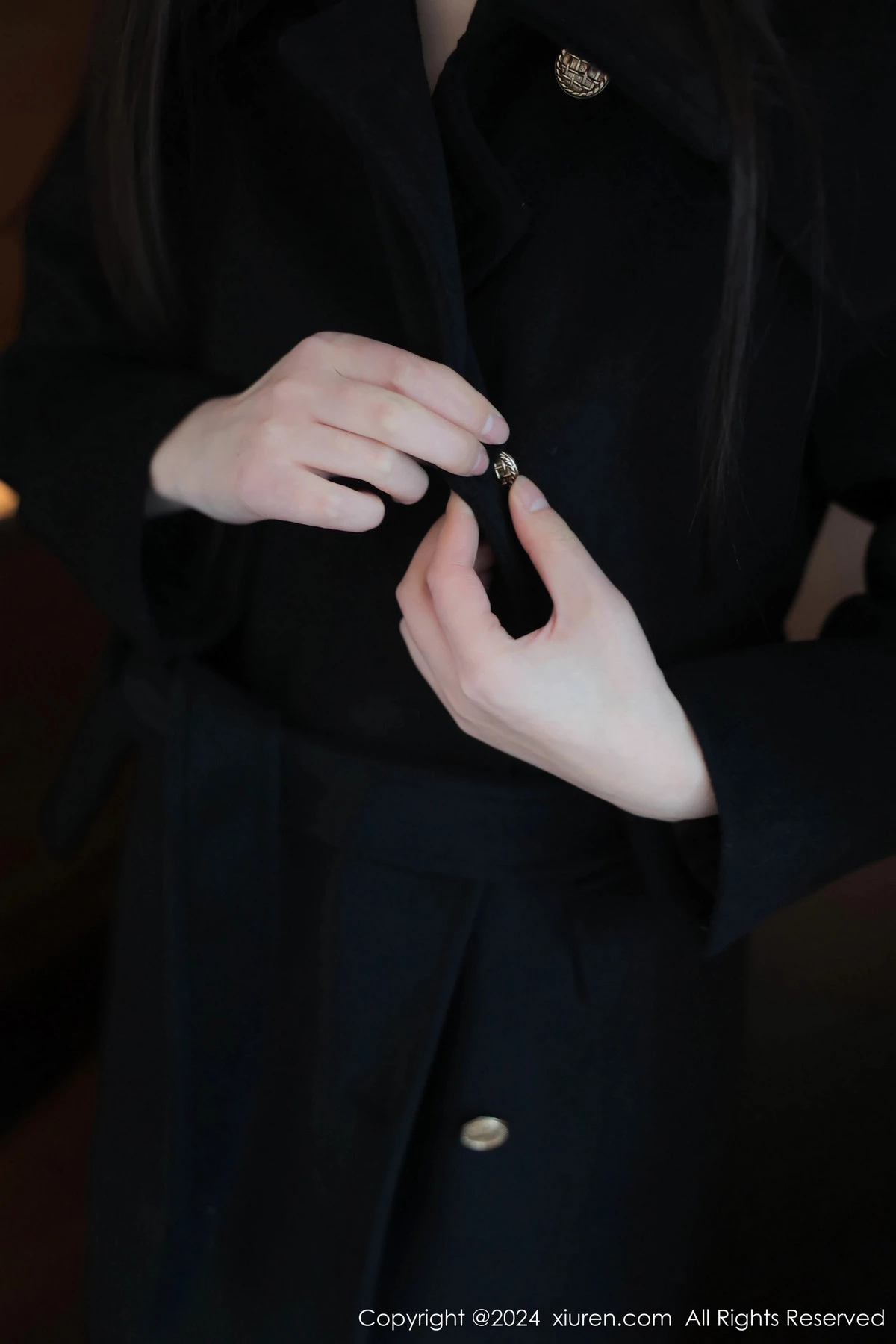 秀人集.com_[XiuRen秀人网]No.8152_模特晚苏susu脱黑色外衣露性感链式情趣内衣秀惹火身材诱惑写真76P