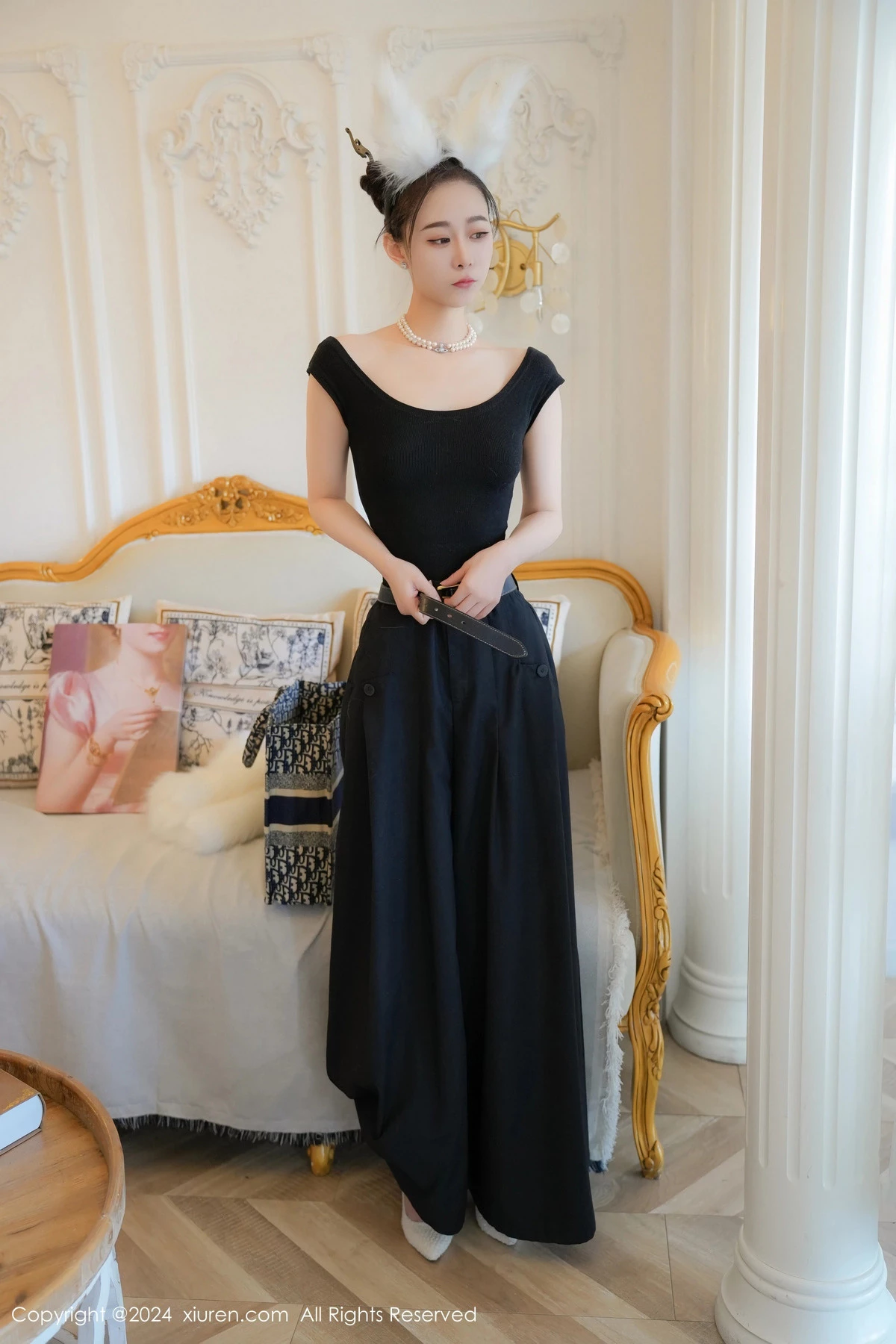 秀人集.com_[XiuRen秀人网]No.8955_模特喵喵JOJO黑色连衣裙露白色情趣内衣秀曼妙身姿诱惑写真80P
