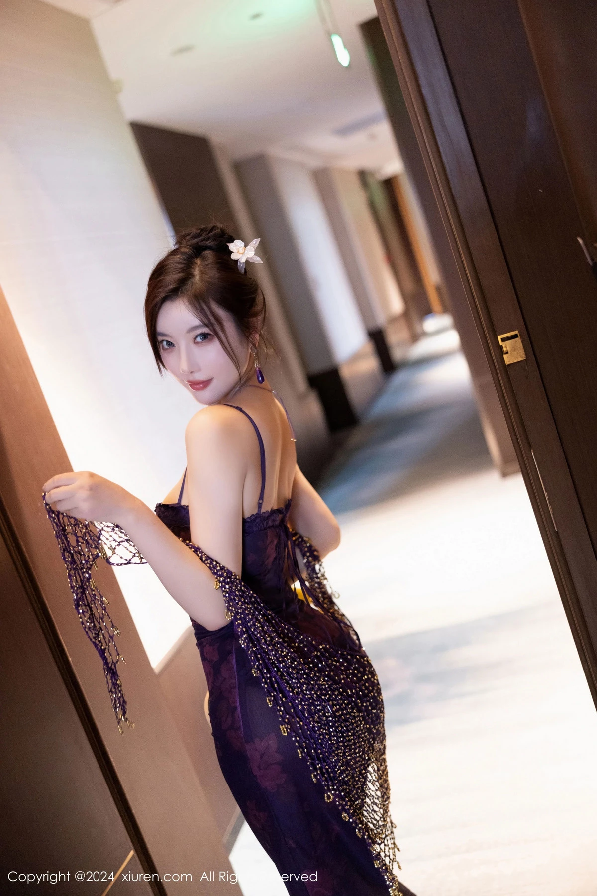 秀人集.com_[XiuRen秀人网]No.9092_女神杨晨晨Yome性感紫色情趣服配紫色丝袜秀丰腴身材诱惑写真80P