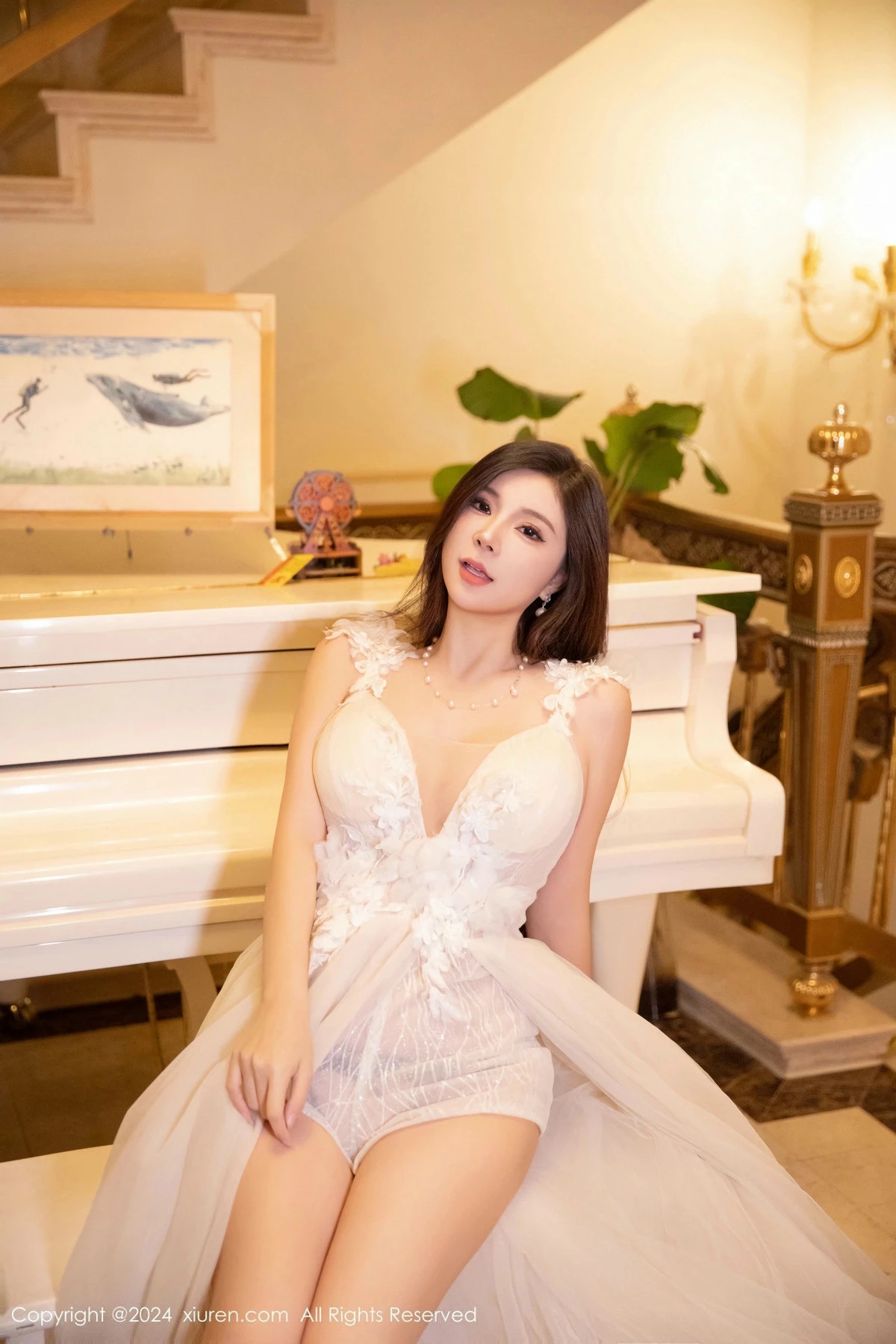 秀人集.com_[XiuRen秀人网]No.9552_模特小蛮妖Yummy性感白纱连衣裙配白丝袜秀完美身材诱惑写真75P