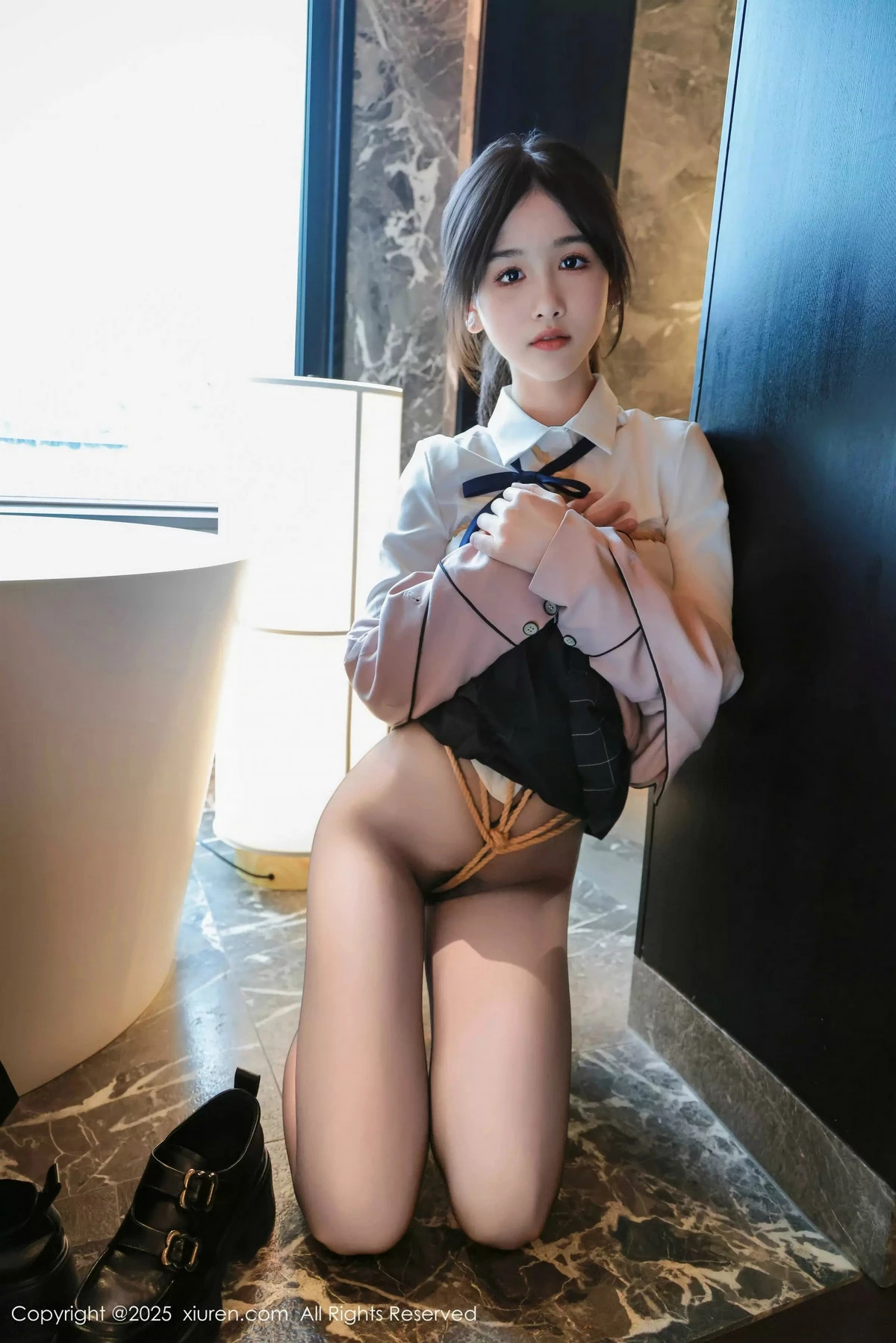 秀人集.com_[XiuRen秀人网]No.9949_模特奶芙乔乔捆绑主题性感JK制服配超薄黑丝秀凹凸身材诱惑写真72P