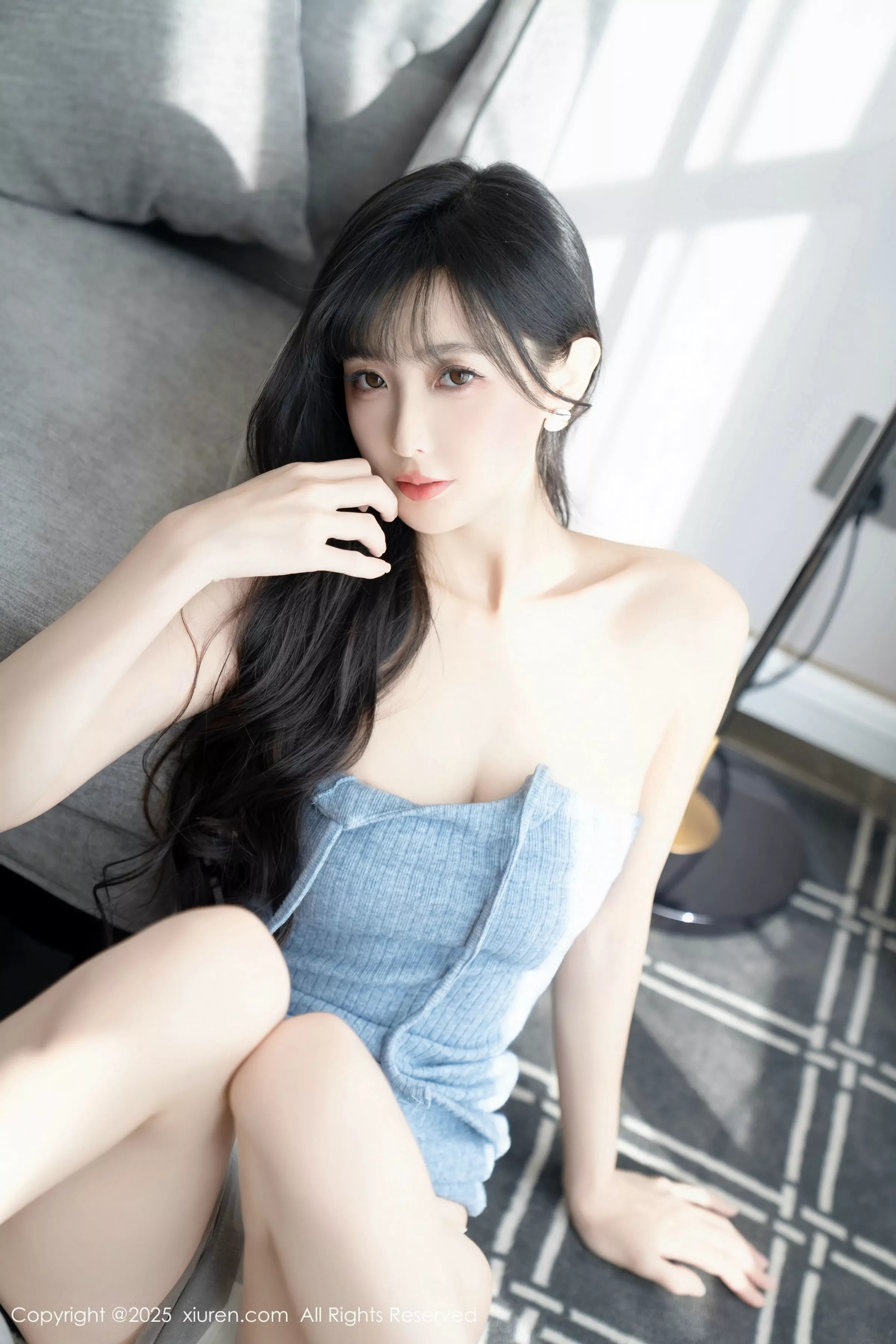 秀人集.com_[XiuRen秀人网]No.10124_模特樱桃小阑子性感浅蓝色连衣短裙配灰丝袜秀曼妙身姿诱惑写真86P