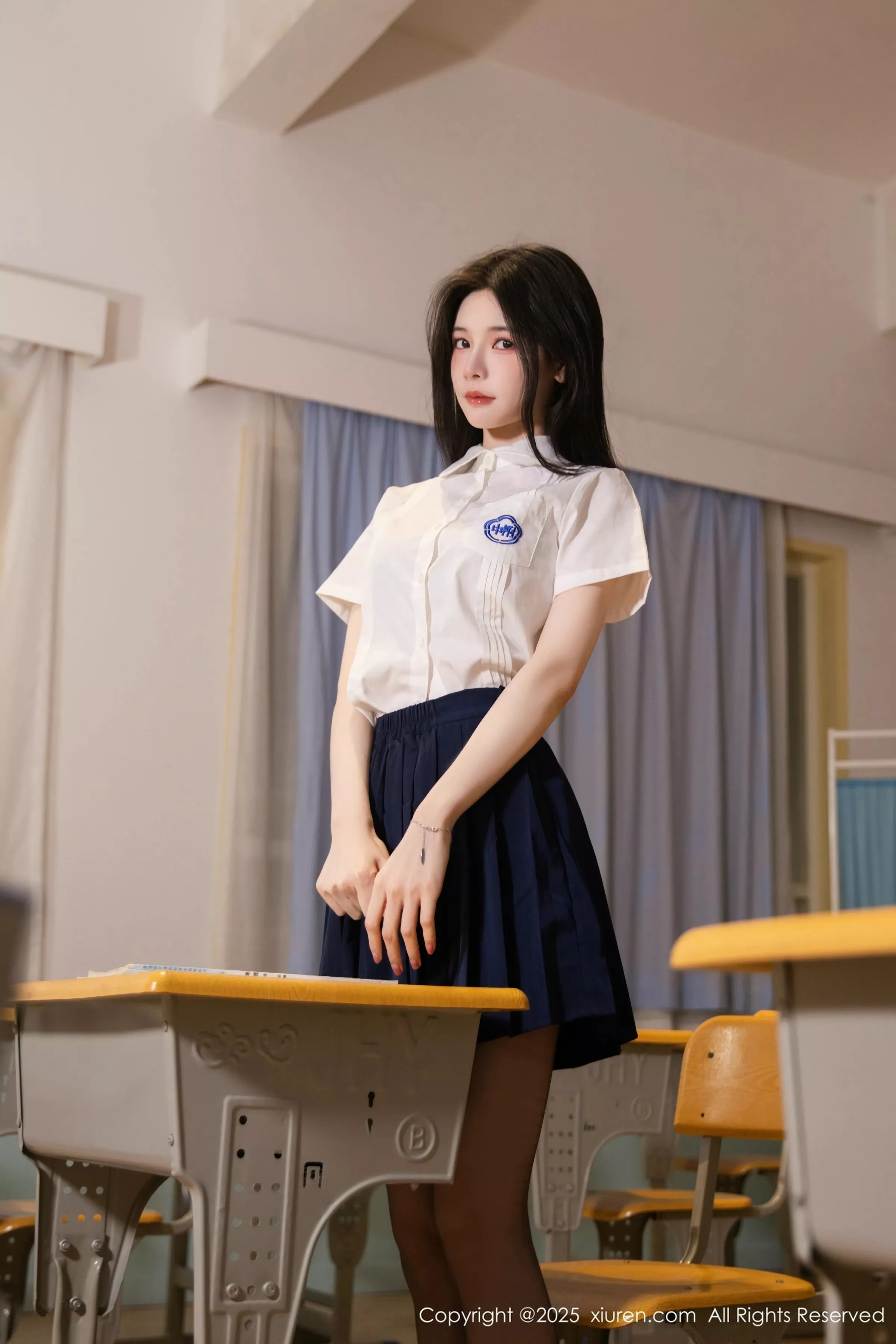 秀人集.com_[XiuRen秀人网]No.10287_模特布丁wow性感JK制服露蕾丝内衣配超薄黑丝秀完美身材诱惑写真81P