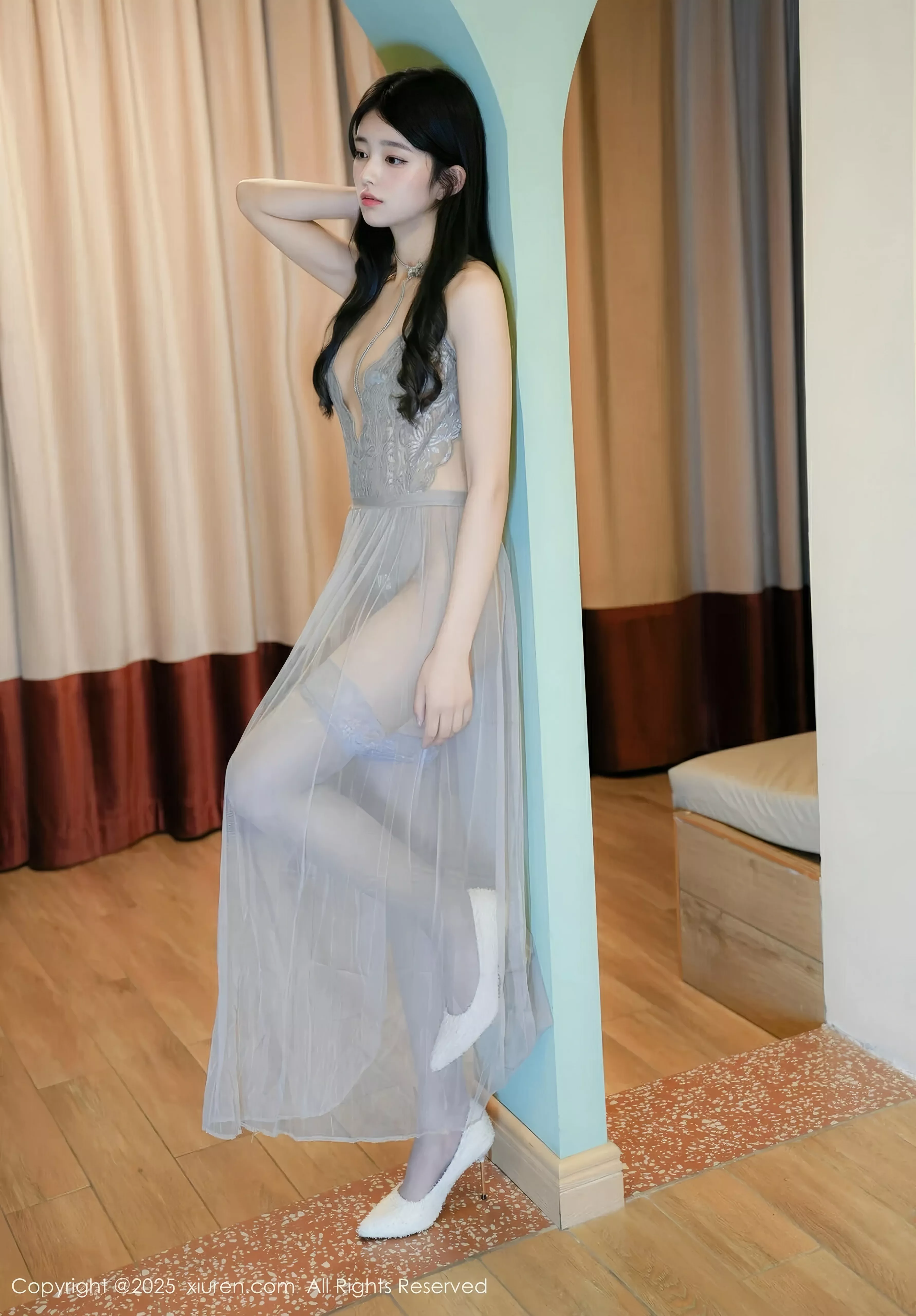 秀人集.com_[XiuRen秀人网]No.10334_模特美少女@性感薄纱情趣长裙配灰色丝袜秀柔美身姿诱惑写真52P