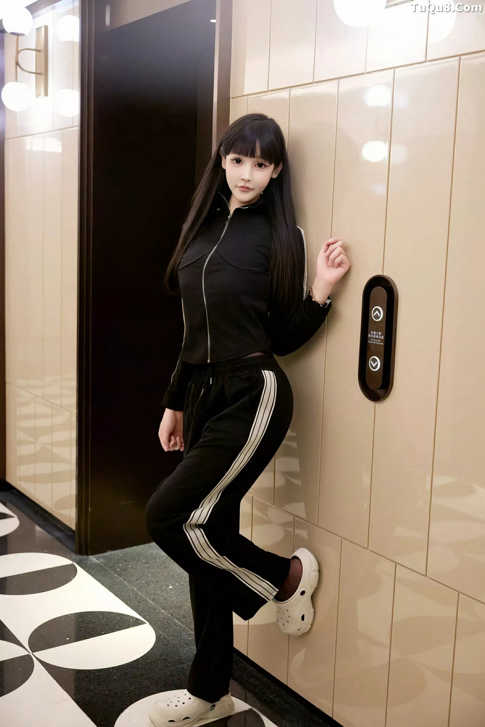 秀人集.com_[XiuRen秀人网]No.10482_模特智恩baby性感黑色情趣内衣配超薄黑丝秀丰腴身材诱惑写真75P