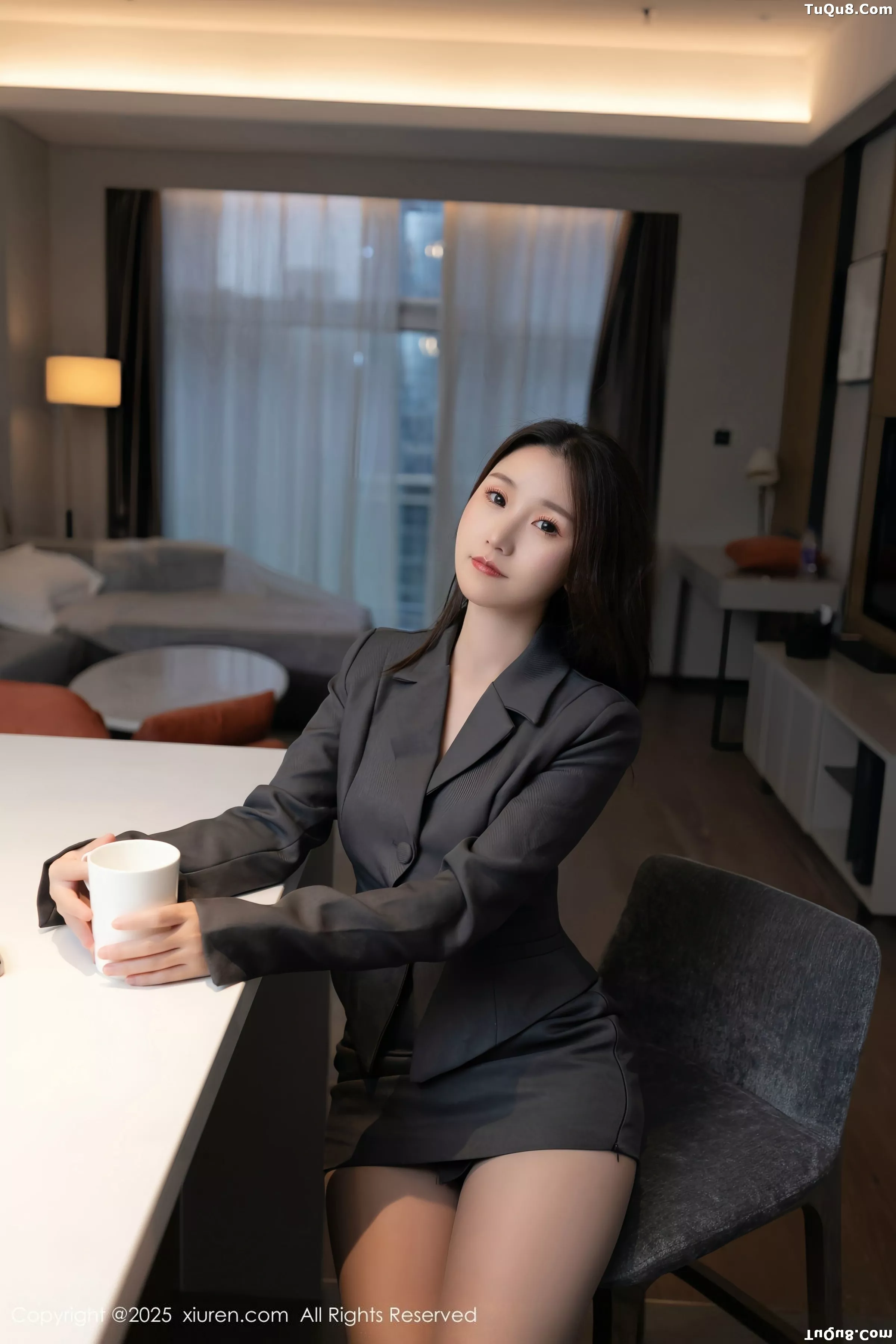 秀人集.com_[XiuRen秀人网]No.10497_模特杏子Yada性感白色薄透内衣配灰色丝袜秀曼妙身姿诱惑写真83P