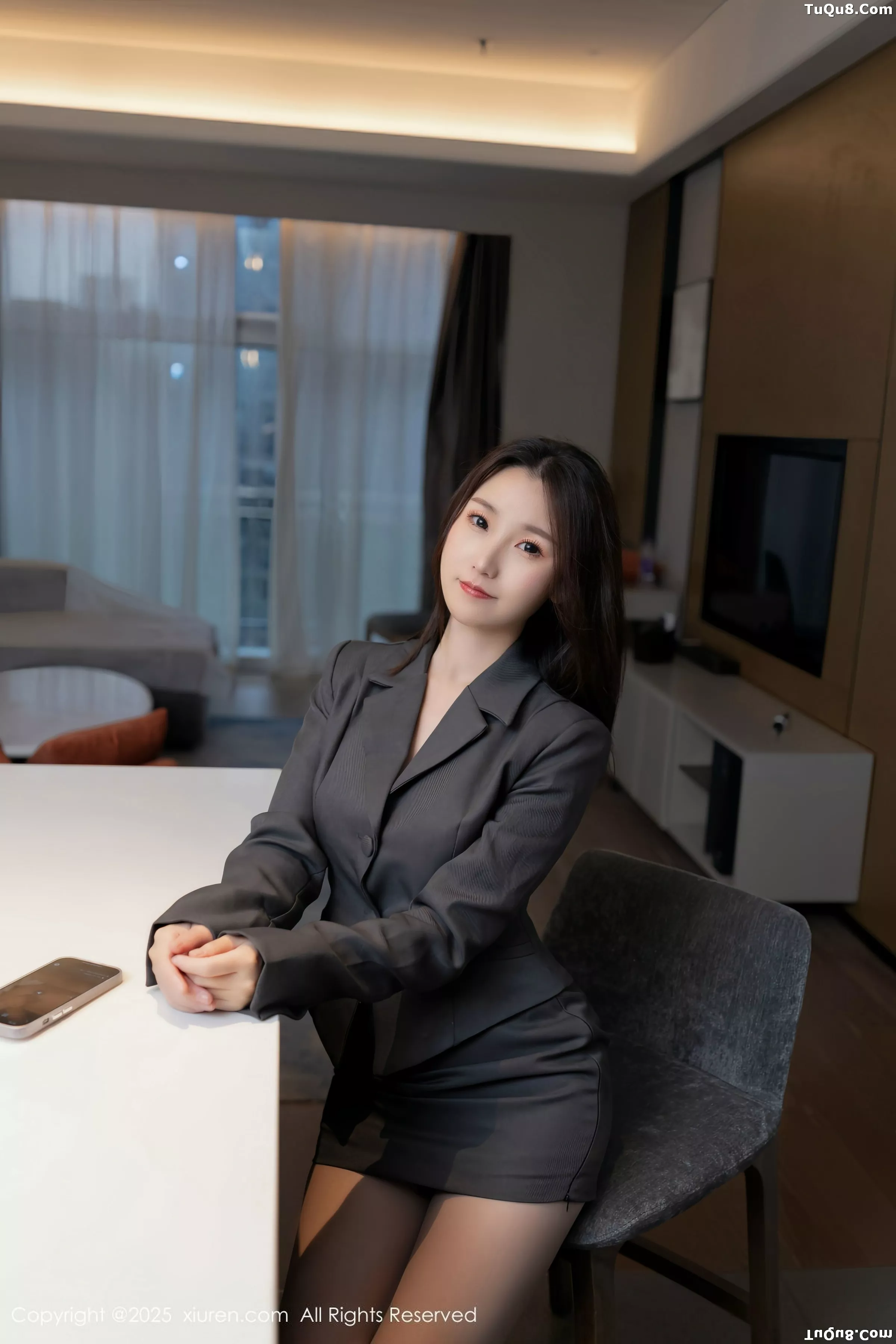 秀人集.com_[XiuRen秀人网]No.10497_模特杏子Yada性感白色薄透内衣配灰色丝袜秀曼妙身姿诱惑写真83P