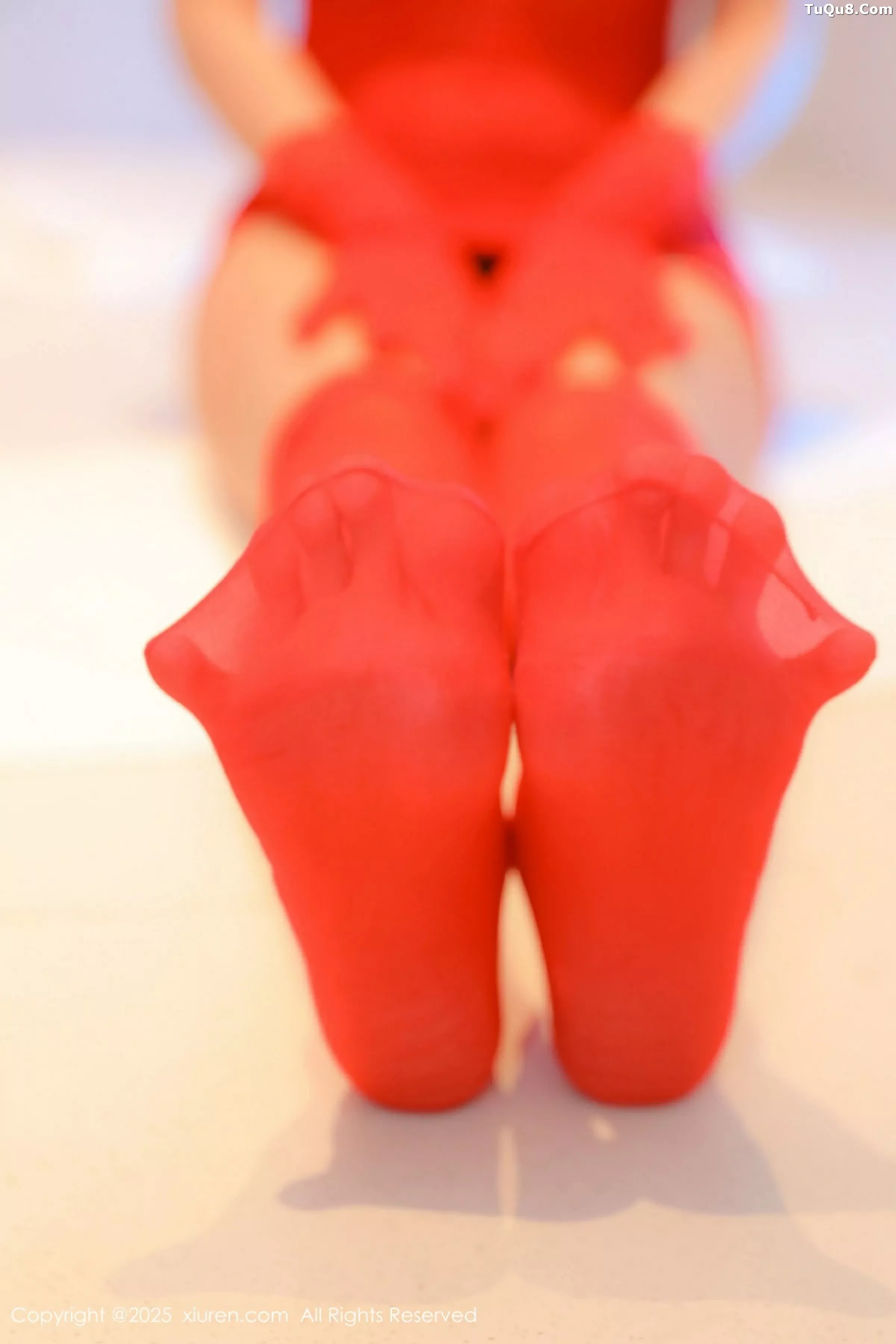 秀人集.com_[XiuRen秀人网]No.10493_模特桑宁性感红色情趣缕空服饰配红色丝袜秀曼妙身姿诱惑写真63P