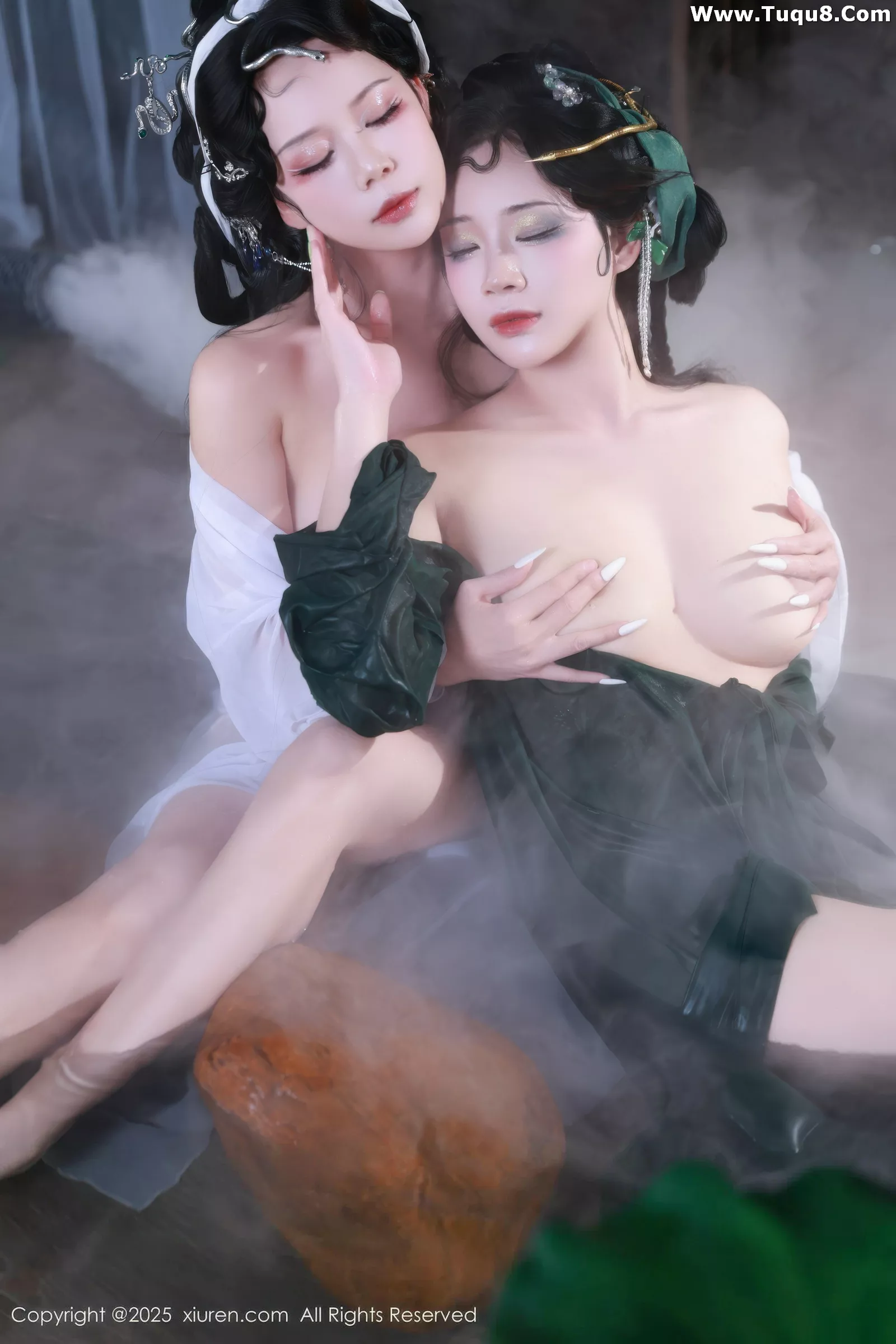 秀人集.com_[XiuRen秀人网]No.10561_模特南乔古风场景青蛇装扮性感低胸服饰秀完美身材诱惑写真88P