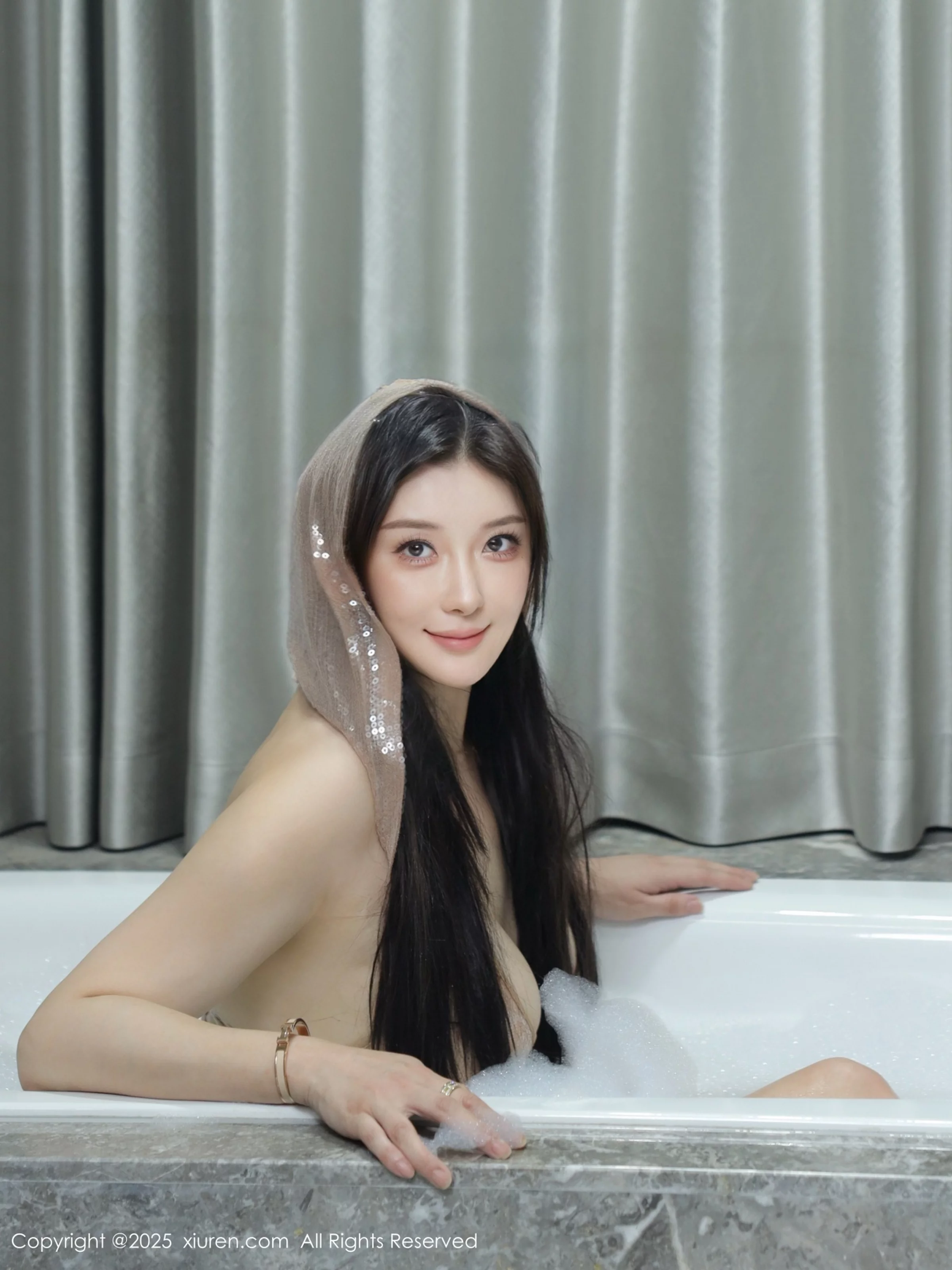 秀人集.com_[XiuRen秀人网]No.10649_模特苏一诺浴室场景性感肉色亮片比基尼秀曼妙身姿诱惑写真81P