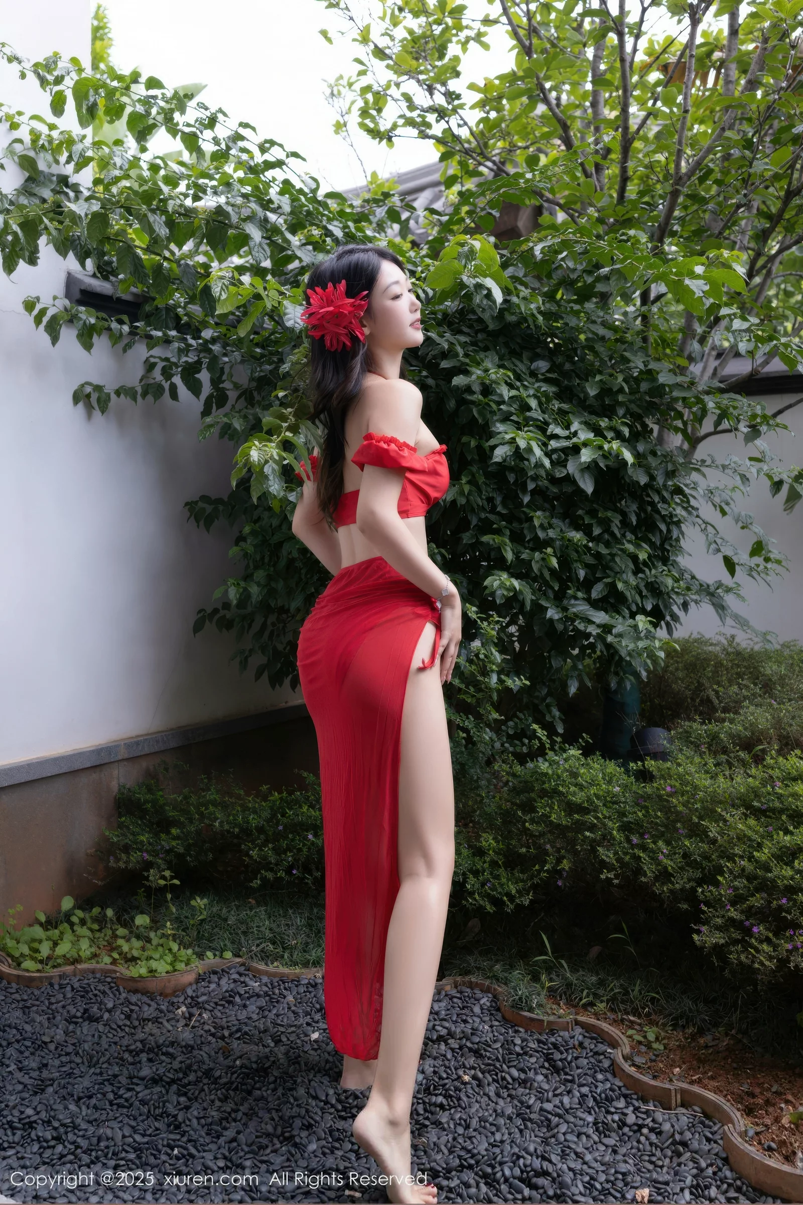 秀人集.com_[XiuRen秀人网]No.10662_模特唐安琪性感红色短裙露红色泳衣秀曼妙身姿迷人诱惑写真80P