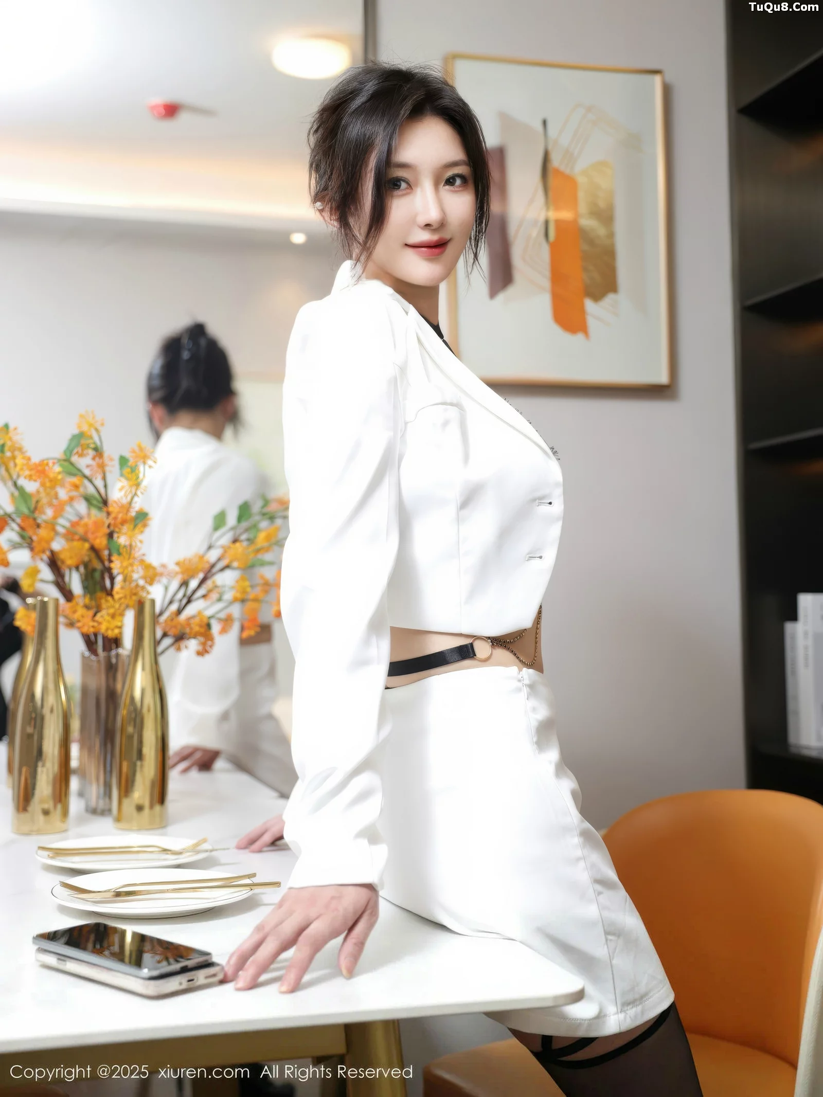 秀人集.com_[XiuRen秀人网]No.10727_模特苏一诺性感白色西服露黑色内衣配黑丝袜秀曼妙身姿诱惑写真82P