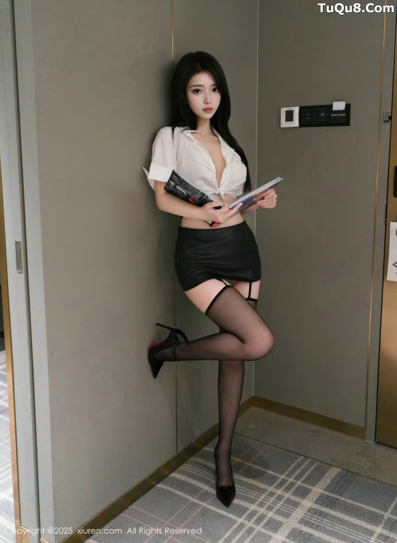 秀人集.com_[XiuRen秀人网]No.10669_新人模特烧烧小桃性感黑色情趣内衣配黑丝吊袜秀曼妙身材诱惑写真99P