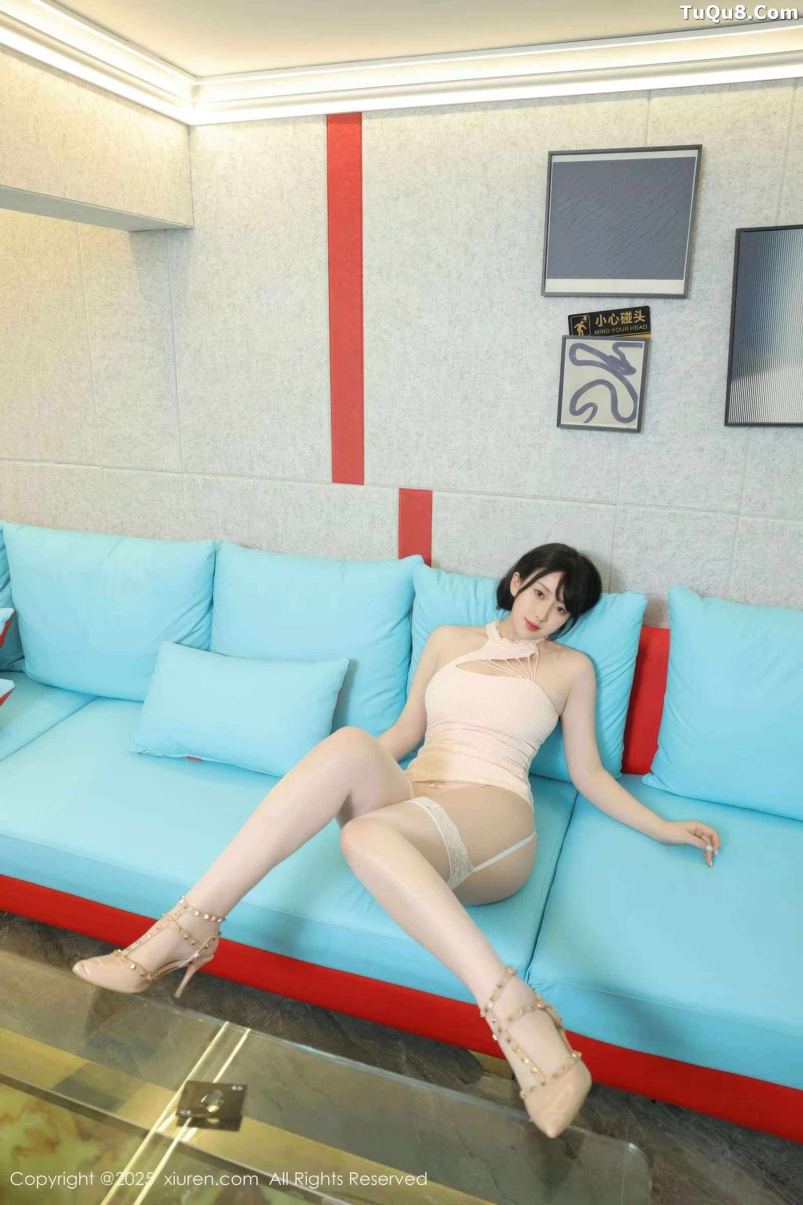 秀人集.com_[XiuRen秀人网]No.10696_模特李沁恩lrene性感浅色连衣短裙配白丝吊袜秀丰满身材诱惑写真70P