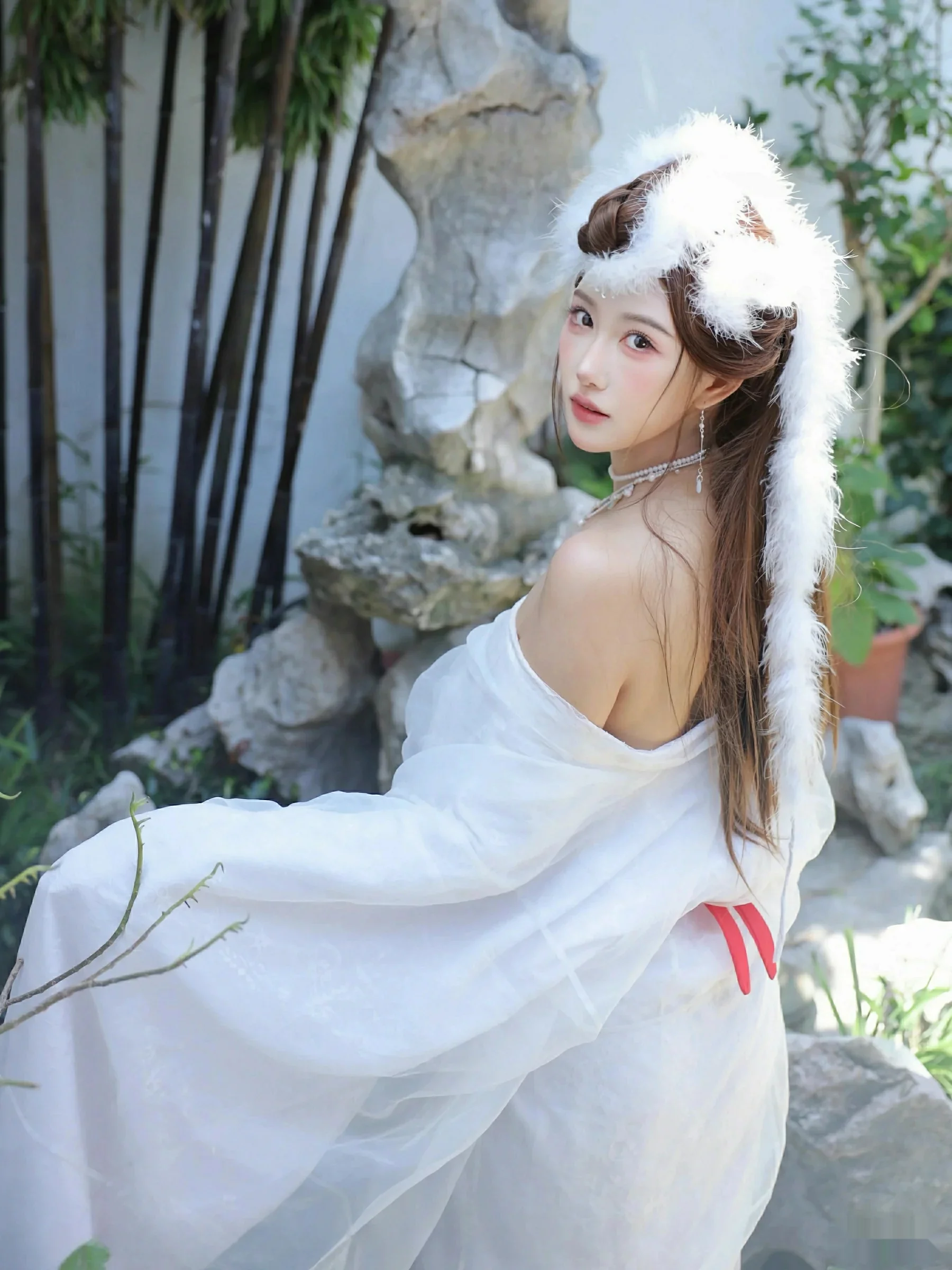 秀人集.com_[XiuRen秀人网]No.10843_模特金允希Yuki性感白色锦毛鼠装扮低胸秀丰腴身材完美诱惑写真78P