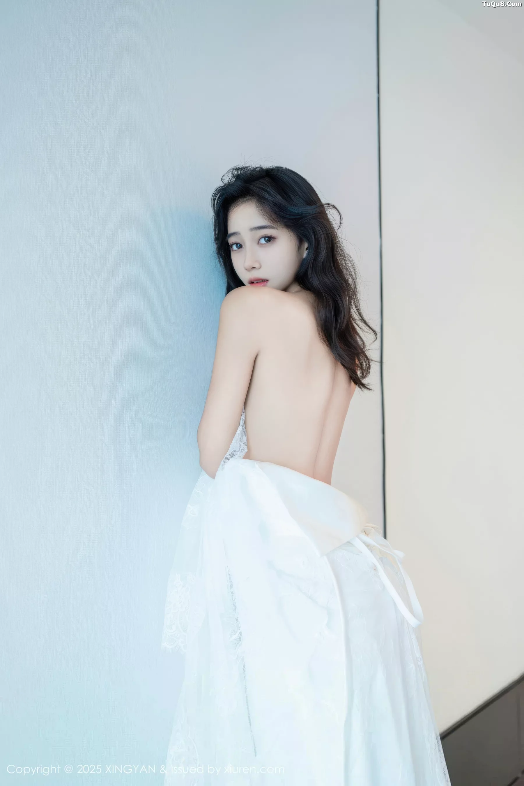 秀人集.com_[XINGYAN星颜社]VOL.419_模特时安安性感白色连衣裙配超薄白丝秀柔美身材迷人诱惑写真75P