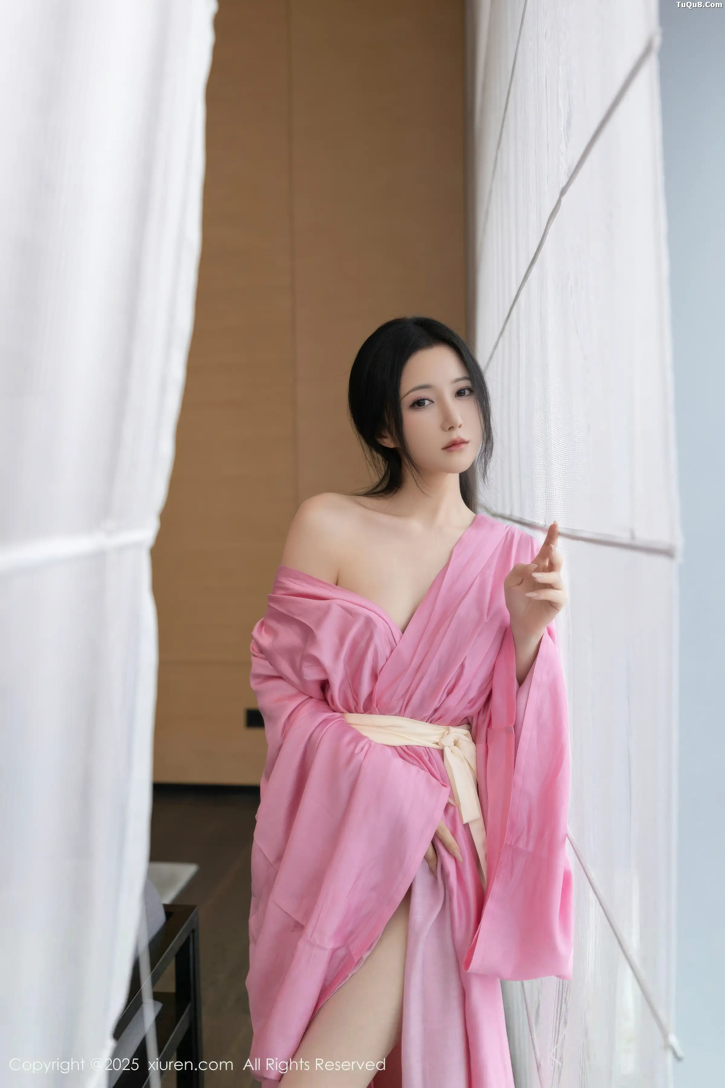 秀人集.com_[XiuRen秀人网]No.11049_模特鱼子酱Fish性感粉色月影纱配超薄肉丝秀曼妙身姿诱惑写真82P