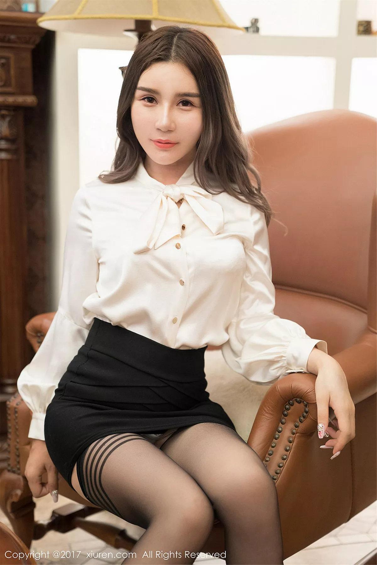 秀人集.com_[XiuRen秀人网]No.784_嫩模陈秋雨居家沙发上白色内衣秀豪乳熟女韵味撩人诱惑写真39P